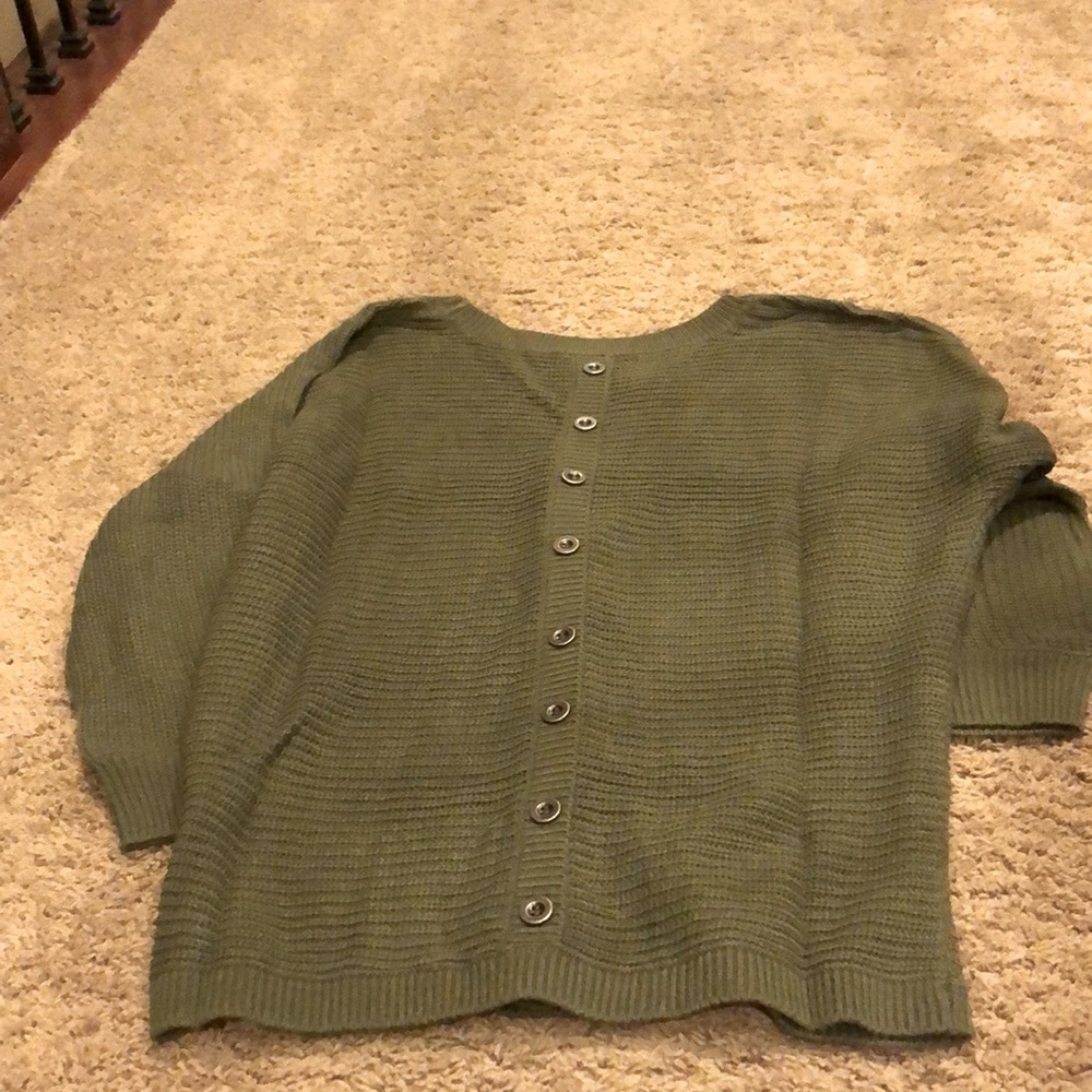 💚 Long Sleeve Sweater (SOLD) - Picture 8 of 9